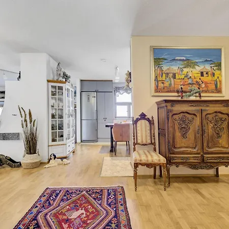 Atmospheric House On Riverbank * Рованиеми