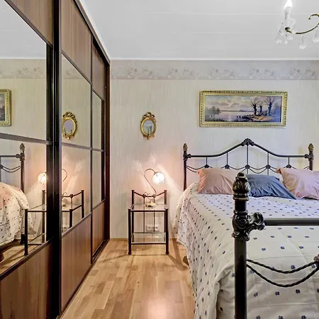 Atmospheric House On Riverbank * Рованиеми