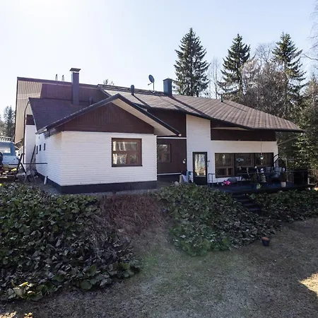 Atmospheric House On Riverbank Рованиеми