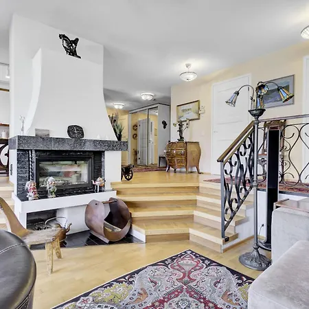 Charming House On Riverbank With Winter Activities Villa