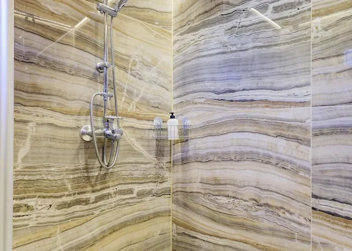 Apartamento Atmospheric House On Riverbank *