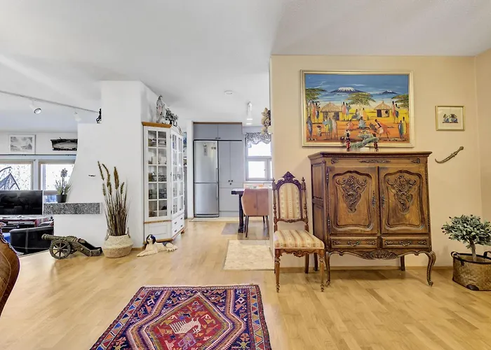 Atmospheric House On Riverbank * Rovaniemi