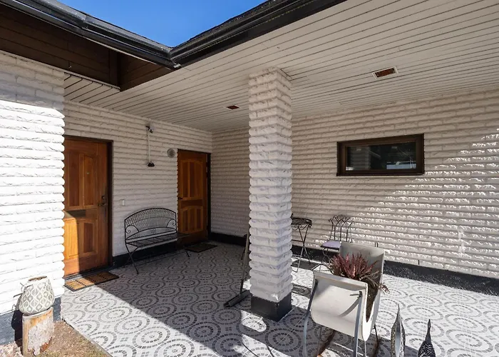 Atmospheric House On Riverbank Rovaniemi