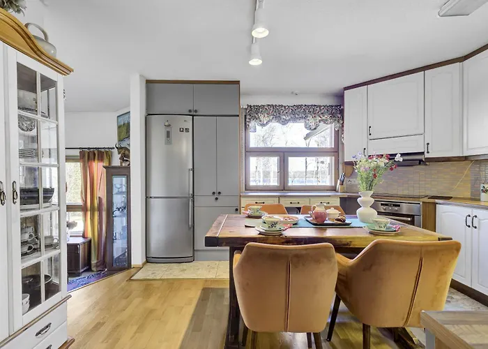 Atmospheric House On Riverbank Apartamento