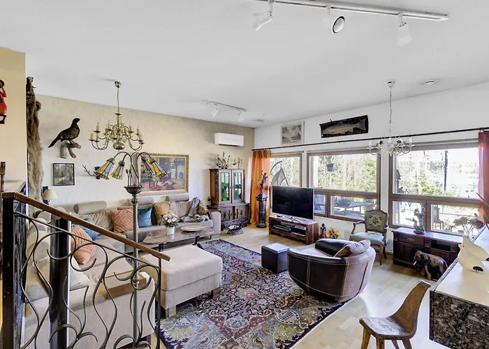 Apartamento Atmospheric House On Riverbank