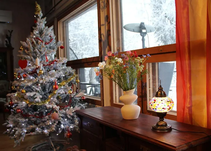 Atmospheric House On Riverbank Apartamento